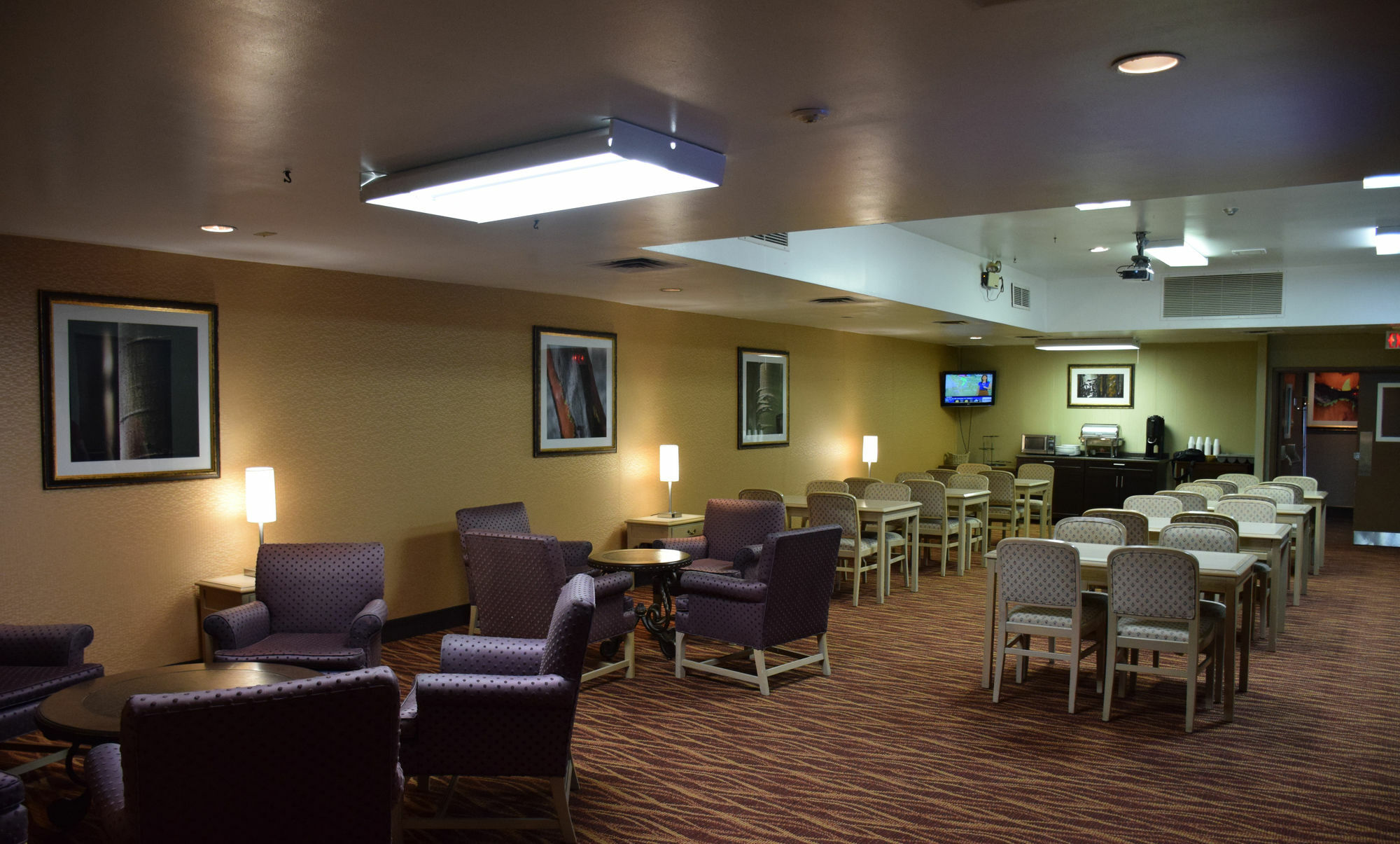 Hotel Ramada By Wyndham Timmins Exterior foto